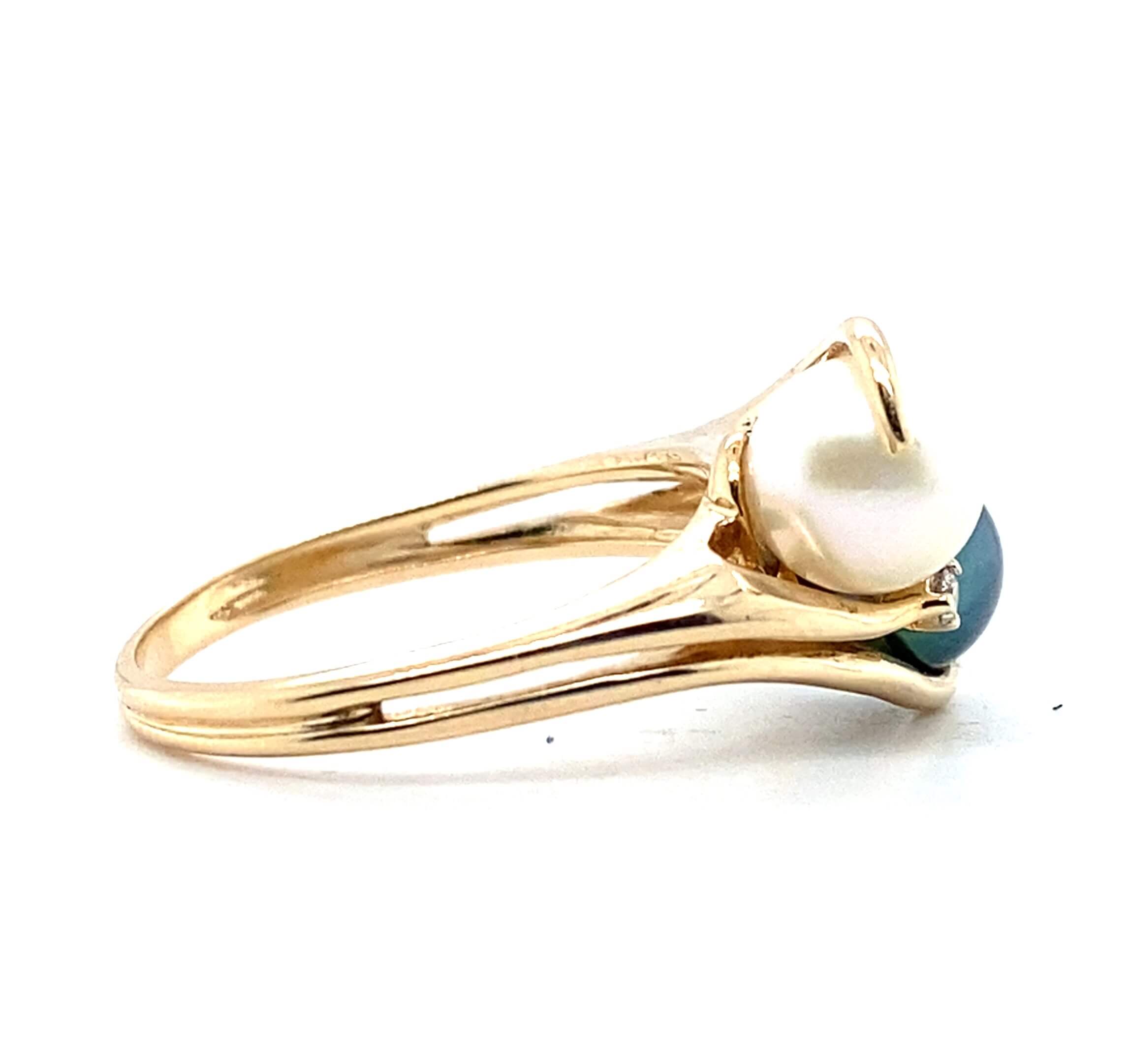 Estate 14K Yellow Gold Black & White Pearl Bypass Ring with Diamond Accents
