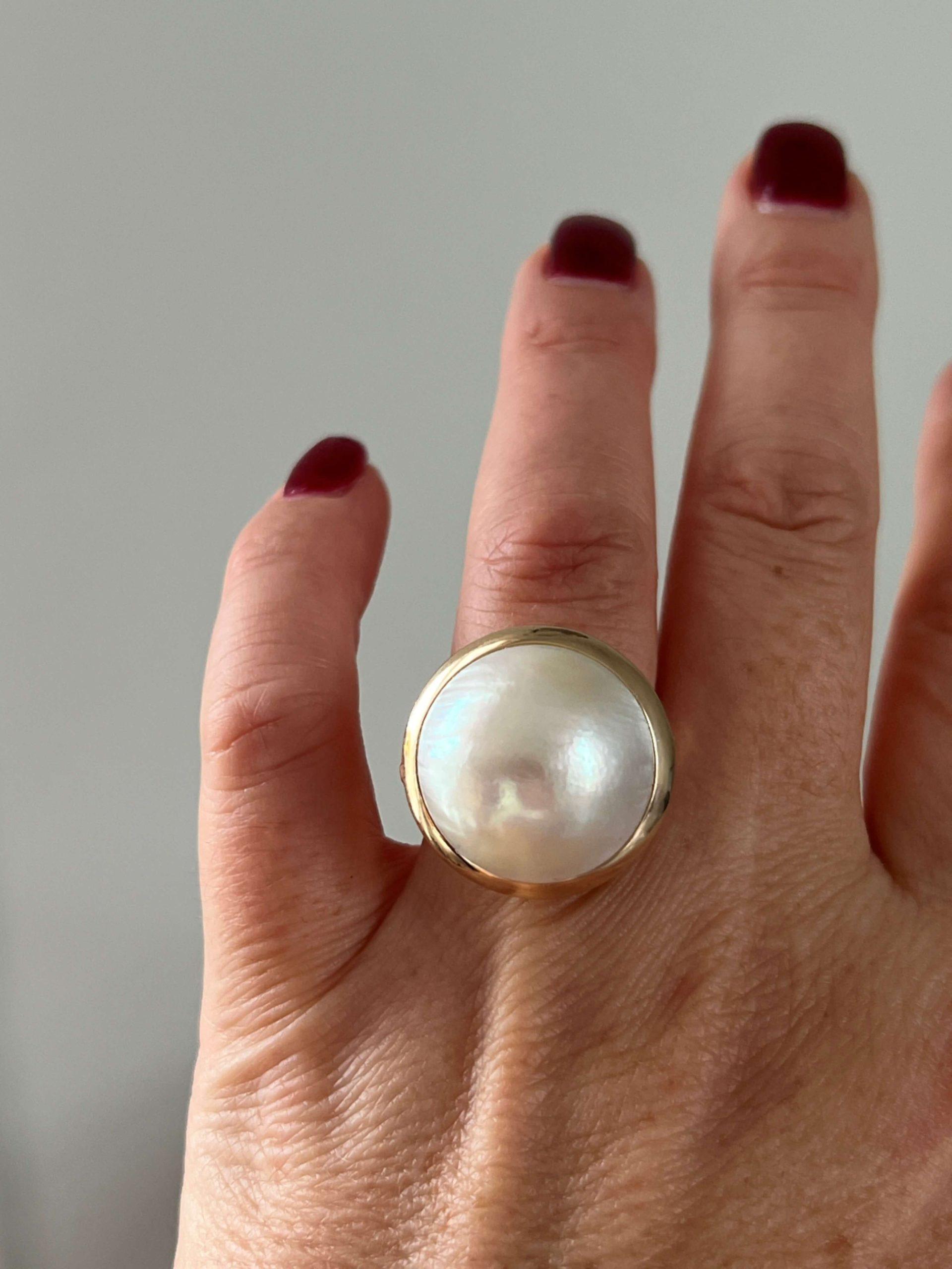Estate 14K Yellow Gold Freshwater Mabe Pearl Ring