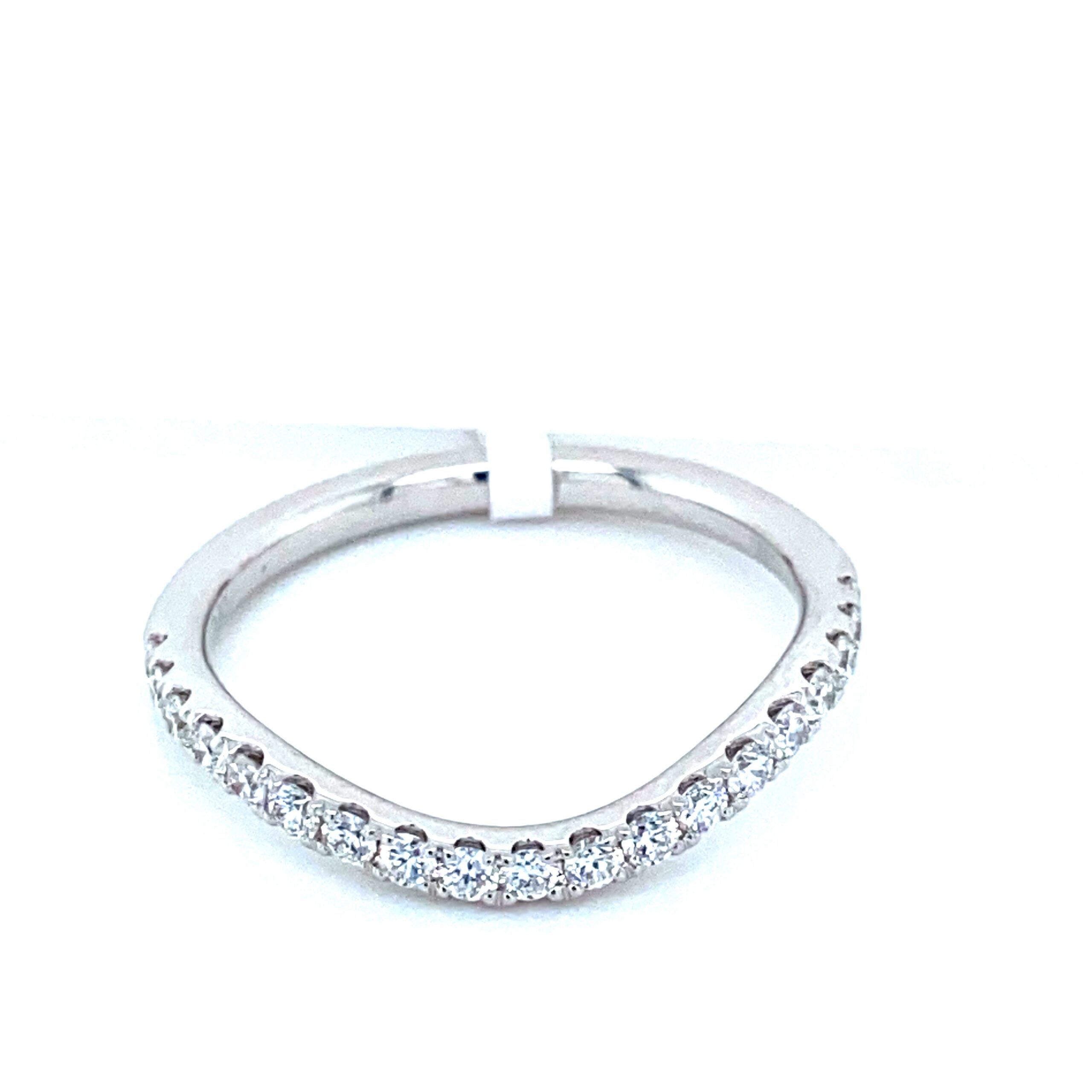0.34ctw Curved Diamond Band in 14k White Gold