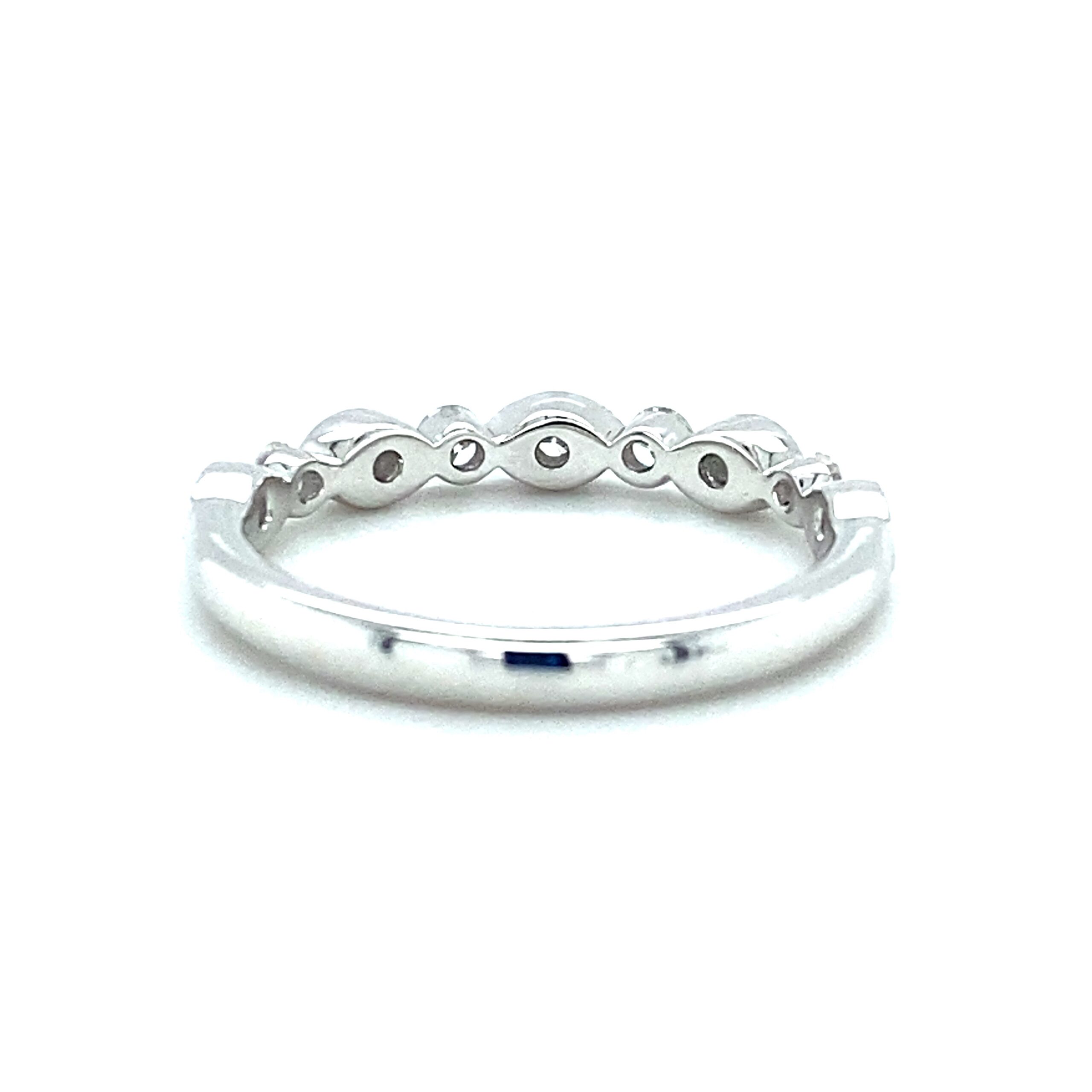 Vintage-Inspired Milgrain Diamond Band