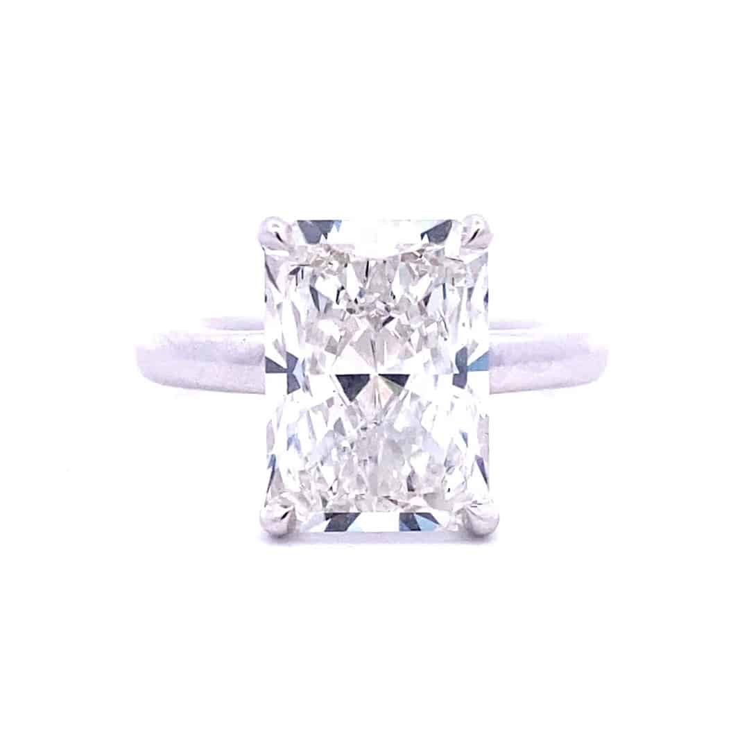 Lab-Grown Radiant-Cut Diamond Solitaire Ring in 14k White Gold