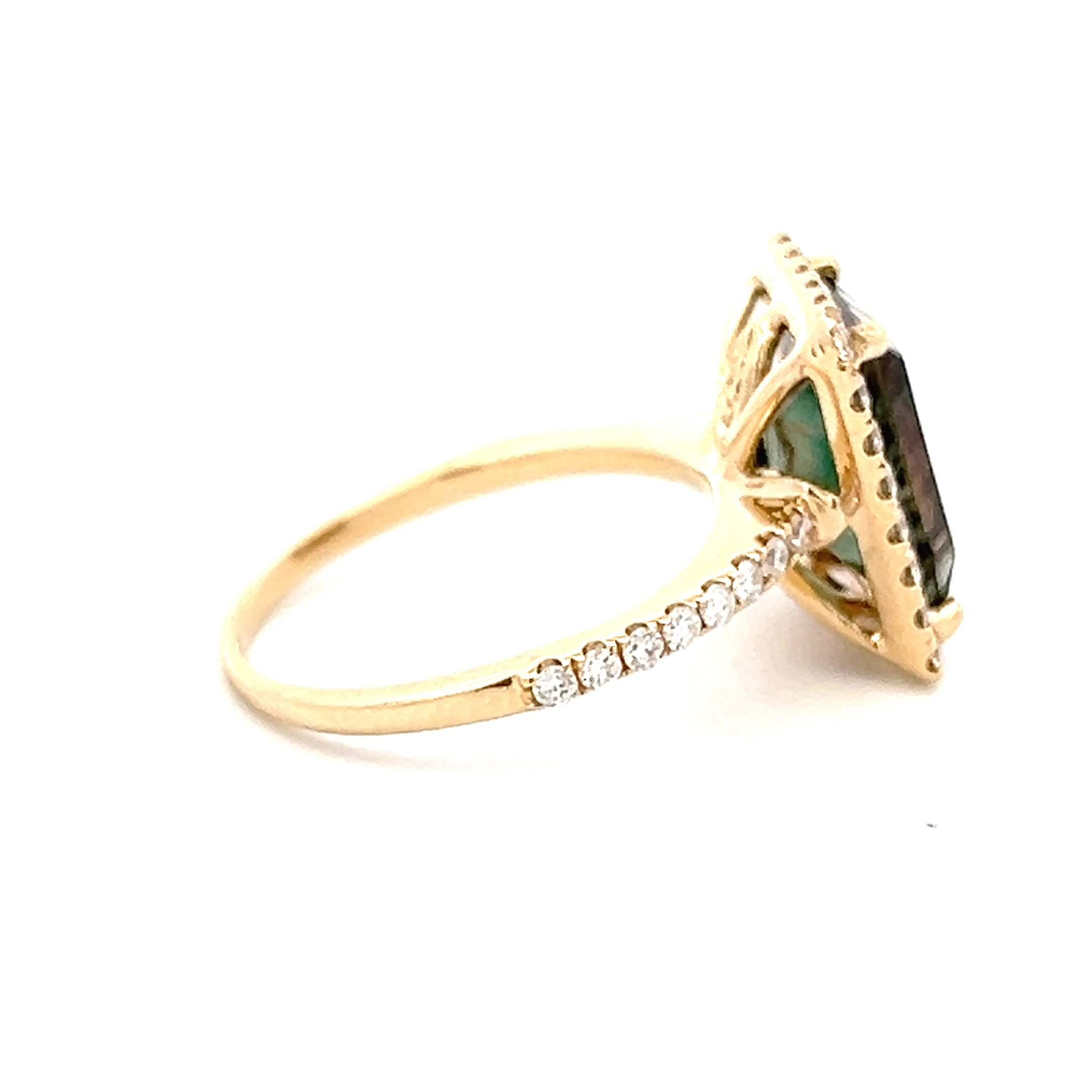 Estate 14K Yellow Gold 3.63CTW Labradorite & Diamond Halo Ring